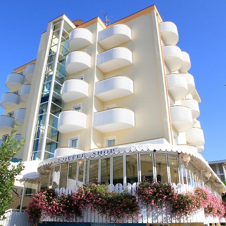 Salus Smart & Chic Hotel ليدو دي يسولو المظهر الخارجي الصورة