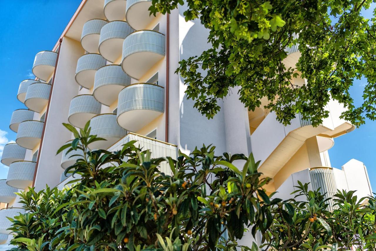 Salus Smart & Chic Hotel ليدو دي يسولو المظهر الخارجي الصورة