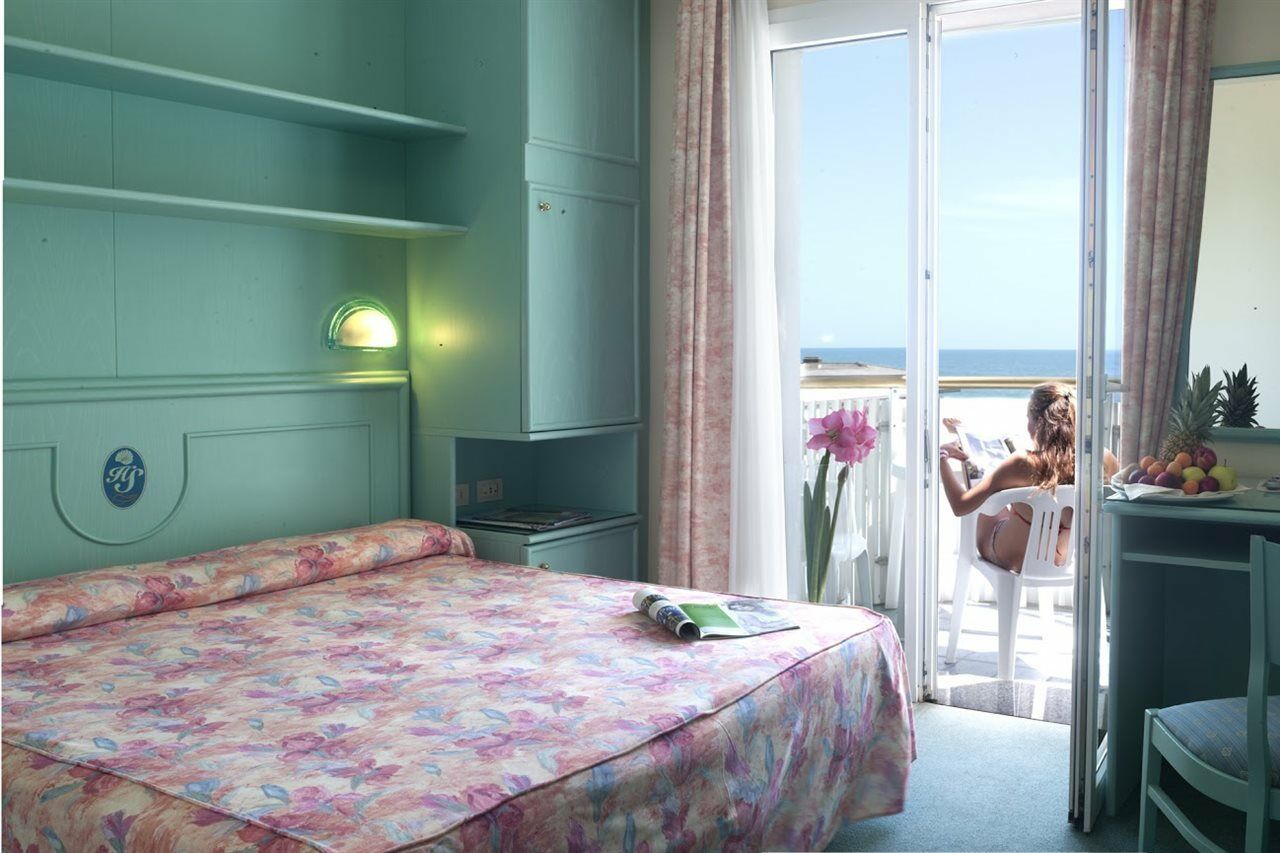 Salus Smart & Chic Hotel ليدو دي يسولو المظهر الخارجي الصورة